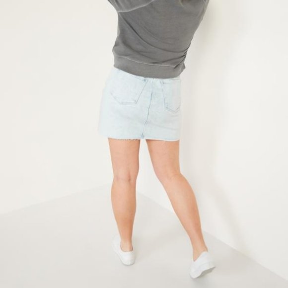 Old Navy  High-Waisted Button-Fly Frayed-Hem Jean Skirt For Women - Picture 2 of 6